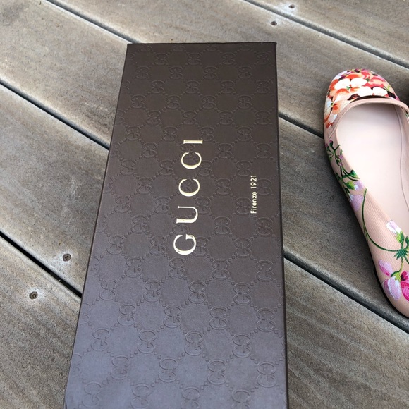 Authentic Gucci Mary Jane shangai floral shoes 10 - Picture 4 of 7